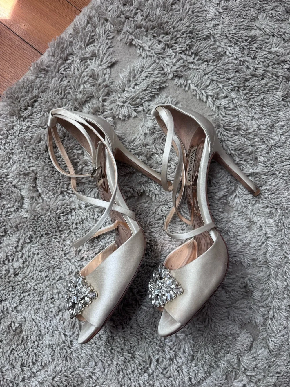 Badgley Mischka ivory satin